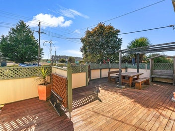 Pareora Charm, Timaru Convenience