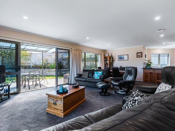 Perfect Nukuhau Family Home.