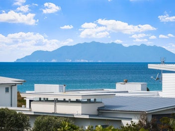 THE ULTIMATE FAMILY GETAWAY - BE IN FOR CHRISTMAS!