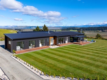 Marlborough lifestyle with outstanding views
