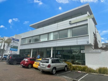 Image 1 of 6