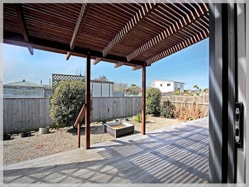 Easy Care Beach Living!