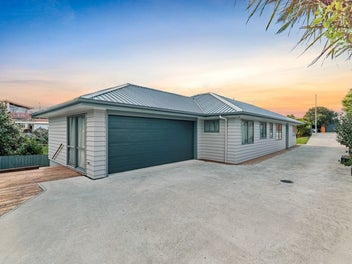 Snap This Up -Overseas Vendors Need It Gone
