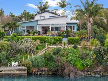 Affordable Waterfront Sanctuary