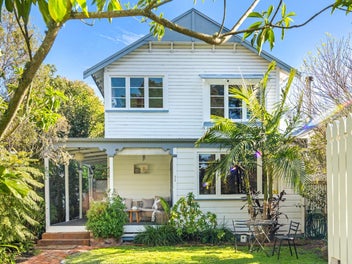 Time To Move Vendors Committed To Sell