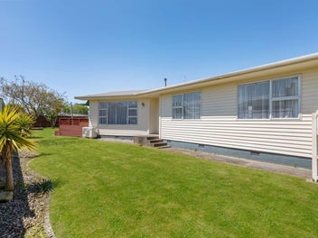 17 Abraham Crescent Milson