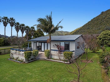 Sea Views & The Ultimate East Coast Lifestyle