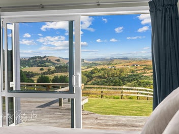 Sophisticated Living with a View to Remember