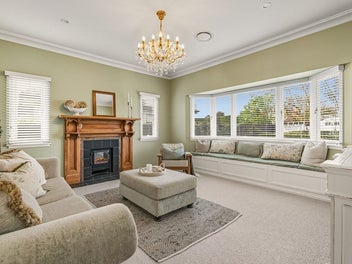 Family Living + Studio Bonus!