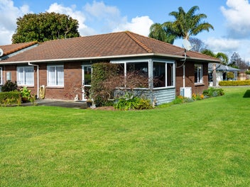 Image 1 of 18