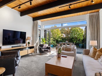 Mid-Century Modern in Merivale