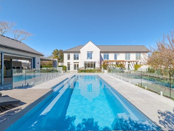 Estate Living in the Heart of Fendalton
