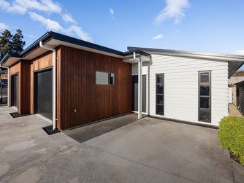 Stylish, Private & Perfectly Positioned