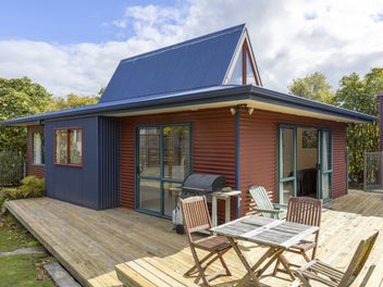 Holiday Time on Hoani