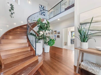 SECURE THIS 441m2 HOME ON A 5445m2 SECTION, TODAY!
