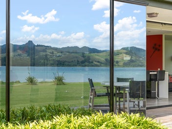 Family Moving On - Secure Waterfront NOW!