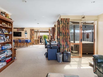 47 Cholmondeley Crescent Whitianga