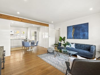 Easy Living, Excellent Location