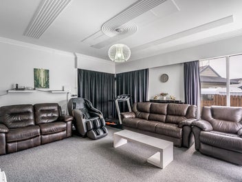 Family Retreat in Prime Waverly Location