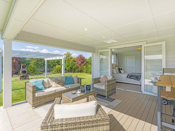 Timeless Elegance, Contemporary Comfort