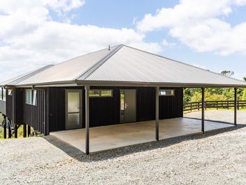 Sleek Modern Living with Lifestyle Appeal