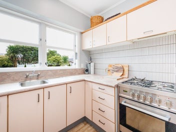 A 1960s weatherboard classic with space to grow!