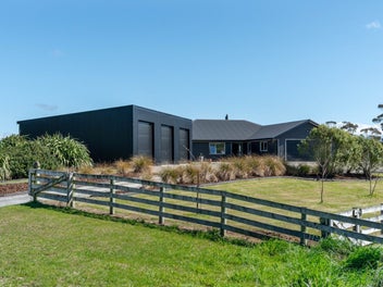 Picturesque Rural Lifestyle