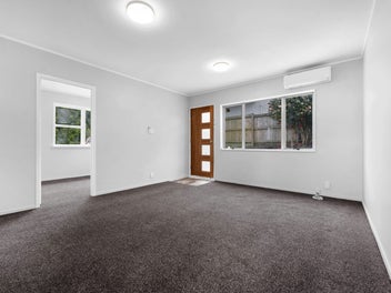 FIRST HOME? OR INVESTMENT? MOVE IN READY!