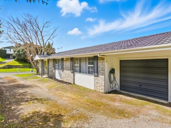 Live the Raumati lifestyle, walk to it all