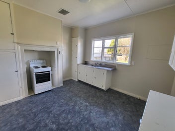 A great starter home - $215,000