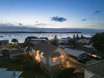 Move-in Ready | Macleans Zoned | Total Showstopper