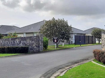 LIVE THE RESORT LIFESTYLE AT FAIRVIEW COUNTRY CLUB