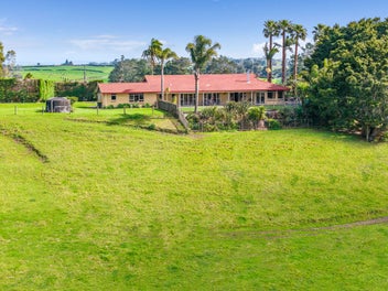 PRIME POSITION & UNLIMITED POTENTIAL ON 6 HECTARES