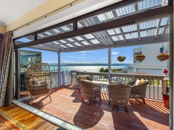 Lock-and-Leave Convenience, Studio Income & Views!