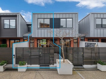 Will miss the views, Aussie bound