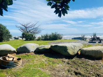 Your Coastal Cabin Awaits!!