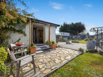 Your Right-Sized Home in Ranfurly