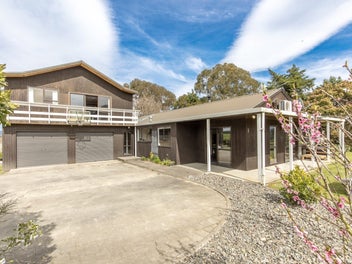 Spacious home with views & optional extra land