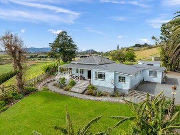 Image 1 of 25