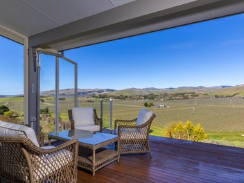 Marlborough lifestyle with panoramic views
