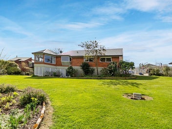 Space, style & serenity in Gleniti