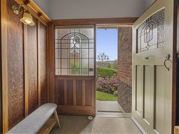 Brick n Tile, Views & Family Appeal