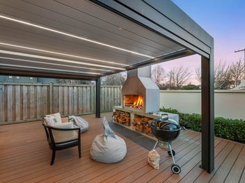 Pride of Place In Springlands