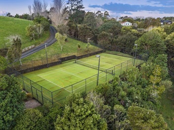 Solid , Sunny and Centrally located
