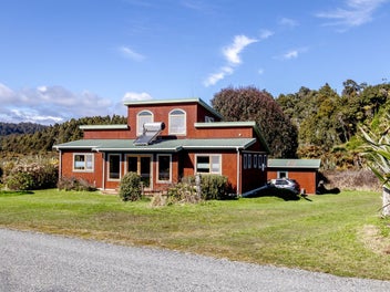 A Home That Harmonises with Land & Legacy