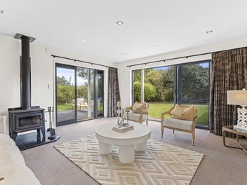 Modernised Oakura Lifestyle