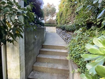 Image 1 of 18