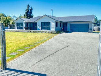 Experience the Ultimate in Modern Family Living