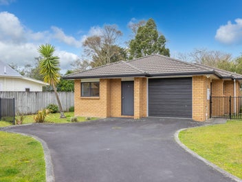 SHOW US YOUR BEST OFFER