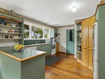 Breathtaking views, relaxed charm, space to unwind